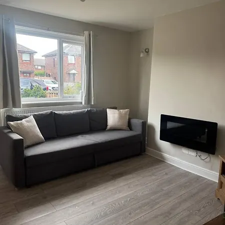 3bh Comfortable & Cozy Holiday home *